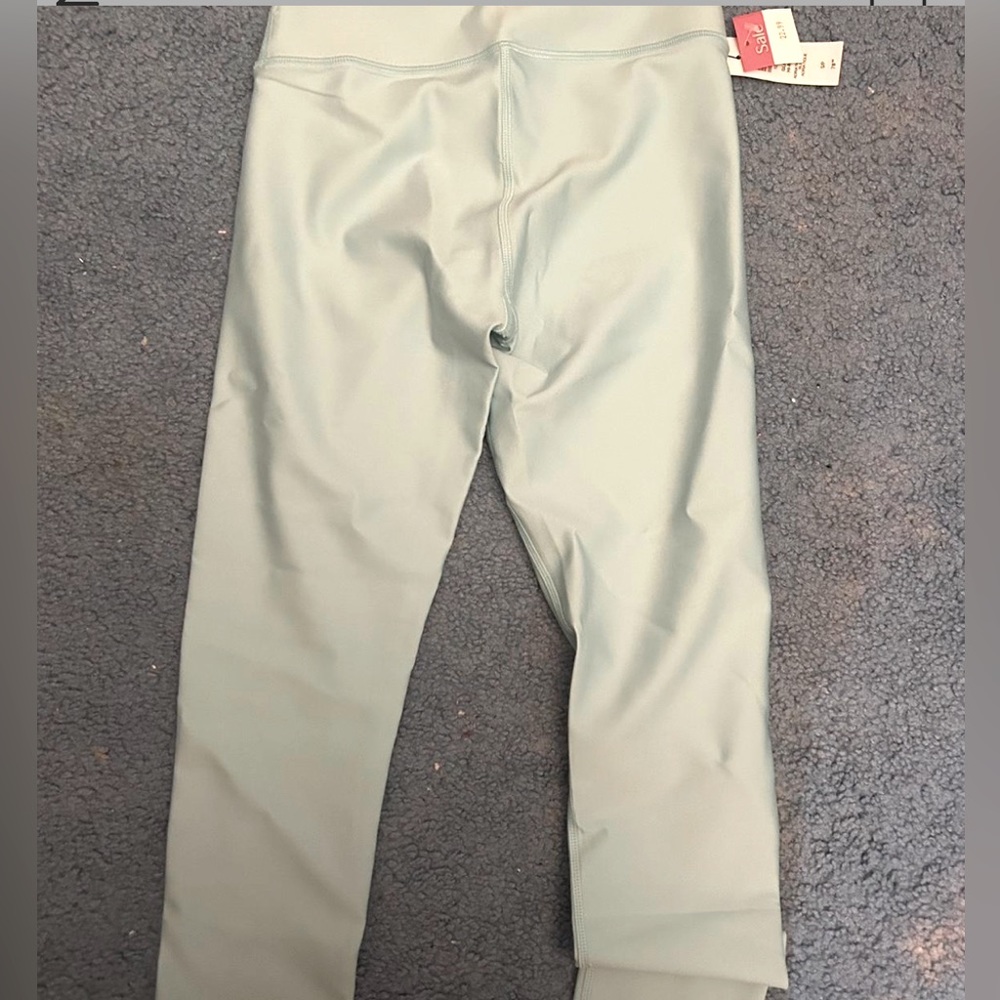 Aritzia blue leggings. Never worn/new with tags. Size S.great for working out